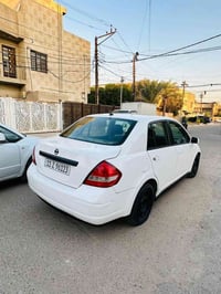 فيرسا • مكينة ٢٠٠٠ • حادث خفيف