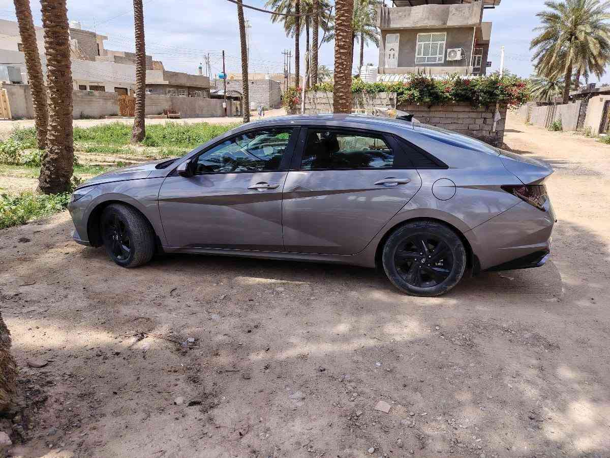النترا 2023 هايبرد فئة( بلو)  الاقتصادي رقم  بغداد
المواصفات: 

1-بصمة تشغيل.

2-دخول بصمة.

3-تشغيل عن بعد. 

5-صندوق ذكي 

6-رادارات 360 درجة نظام النقطة العمياء.

7-نظام محافظة على المسار.

8-قيادة ذاتية..

10-رادار خلفي 

12-بك لايت LED

13-كشنات تدفئة.

14-تحكمات ستيرن كاملة

15-تبريد شاشة مناخين منفصلين.

16-شاشة معلومات  ابل كار بلي+اندرويد اوتو  

17-شاشا كامرة.

18-نظام صوتي سماعات boss

19-autohold اوتوهولد 

20-هاند بريك بصمه

21-وضعيات قياده ( سبورت ، نورمل ، سمارت)

22-مراية وسطية تعتيم ذاتي

Abs &Esp. 24

حادثهة بصندوق بأمريكا وموجوده صوره

وبالعراق صار بيه بارد الباب خلف السايق وموضح بصور

وجاملغ الخلفي  طخة ماطور خفيفه ومصلحه

للاستفسار

***********

السعر 145 وبيه مجال
