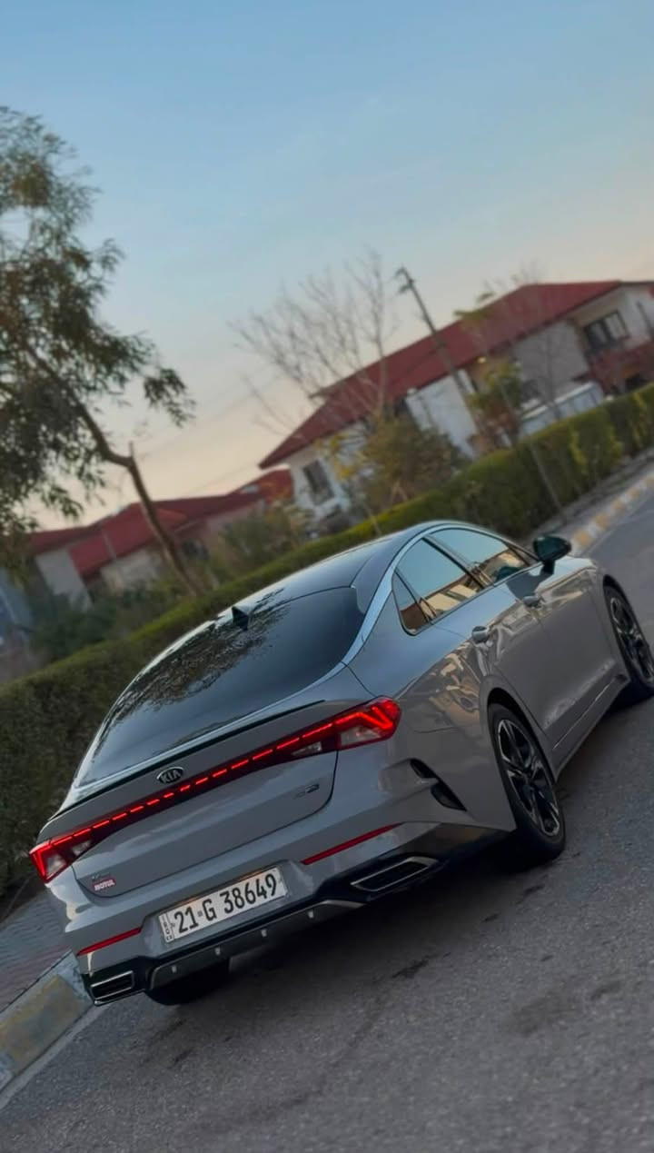 Kia k5 Gt-line للبيع
🚘 للبيع Kia K5 2021 GT Line 🔥

المواصفات:
• موديل 2021
• GT Line
• محرك 1.6 Turbo
• بصمة تشغيل بعد 
• دخول ذكي وترحيب
• Apple CarPlay / Android Auto
• كاميرا خلفية
• حساسات أمامية وخلفية
• مثبت سرعة
• تحكم بالمقود
• تحكم كهربائي بالمقاعد
• مقاعد جلد احمر
• فتحة سقف بانوراما
• إضاءة LED

الضرر: بيها خمس قطع قطعتين مبدل بلاد ابيعلك السياره حزام
ماشي 118km الف 
✨ السيارة نظيفة ومعتنى بيها 

💰 السعر: [137 ورقة] وبي مجال 
📞 للتواصل: [***********] واتساب او ماسنجر
