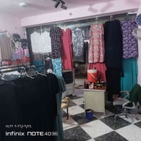 ملابس • ديكورات • نجف مكرمه