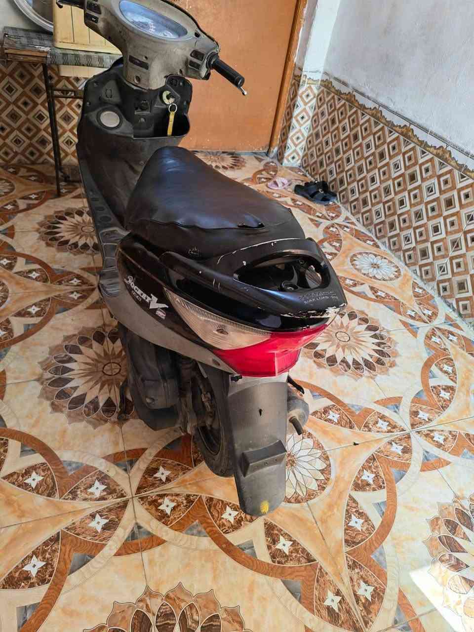 كامكو مامفتوحه السعر 600 قفل العنوان رفاعي 
***********
