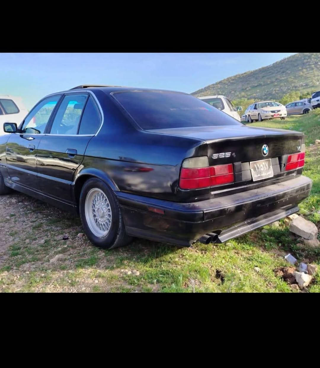 BMW 1990 525
ئاڕم پلاستیک هەولێر بەشەرتی گێڕ و مەکینە ئاڕم موس و بڕاوە ئەوەلیات بەشەرت 
بێدەعم بۆیاخی عام لەسەر ساغی 
دووجام کارەبا 
سڵاید 
چوار تایە لۆکی لەژێرایە 
ساڵۆنسای تازە گۆڕاوە سپۆڕت 
تەبرید 
مەکینەی525 کەپس بێ بوخار 
ناوی لەدەری جوانترە ناوی کراوە بەڕەش

٤٤ گەڵاو معامەلەکی برایانە 
سلیمانی 
*********** السليمانية, العراق
