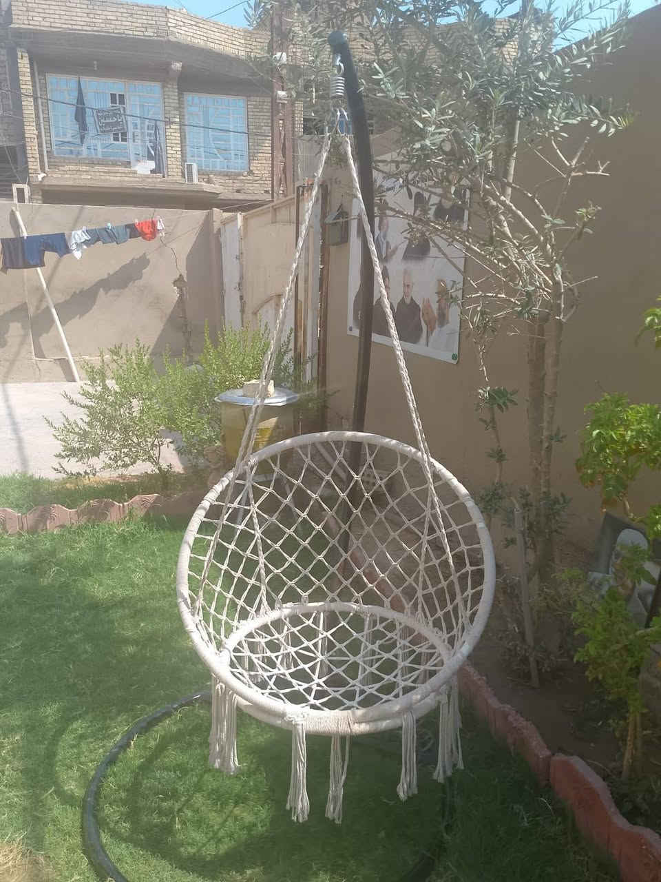 السلام عليكم عندي مرجوحه للبيع سعرها ٦٠ الف ومثل ماشفون بل صور ***********/***********
