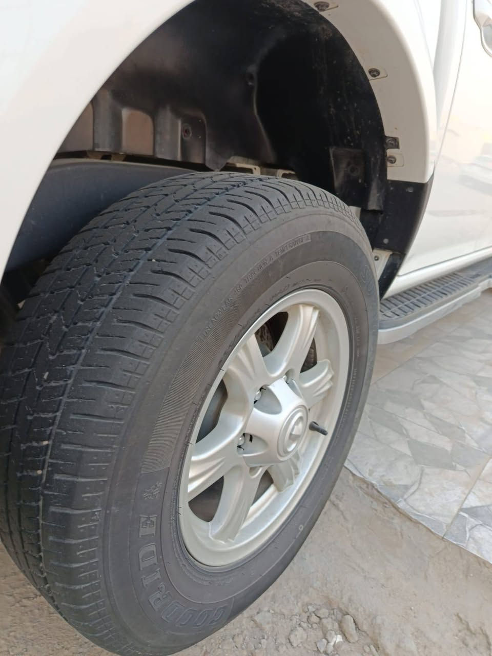 گريت وول  موديل 2025 ماشيه 5 الف 
محرك متسوبيشي 2400 بنزين و گير ZF.
1-كشنات جلد -كشن السائق كهرباء
2- شاشة +شاشة اعطال
3-كامرة خلفية + امامية + داش كام
4-حساسات خلفية
5- بلوجكترات تفاعلية مع فرة الستيرن والاشارة
6- ABS , ESP
7- ويل كب عدد 5 + اربع دسكات
8- مرايا كهربائية + اشارة بالمري٠
9- سنتر لوك
10- جام اربع كهرباء
11- اوتو هولد (السيارة تبقى ثابتة بمكانها من تشيل رجلك من الكلچ ثواني حتى ما تسرح السيارة تنطيك وقت حتى تحرك اذا واكف ع صعدة مثل جسر او ماشابه 
تبريد ثلج + تدفئة
السيارة كفالة عامة ونظيفة جدا رقم ذي قارتحويل 
 السياره بحاله الزيرو 

مكان الناصريه

للتواصل الاتصال على الرقم التالي
***********
***********
