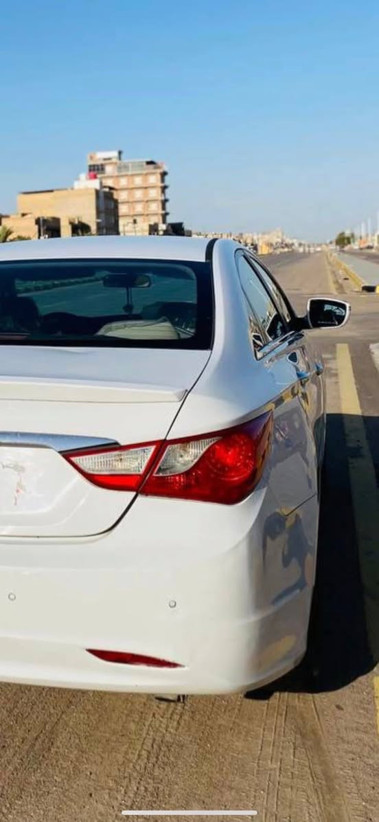 السلام عليكم سوناتا 13 مكينه 2400 ماشيه 170 الف 
رقم نجف الماني بيع سريع 
المواصفات المعروفه شفتات + مري شفط + تبريد خلفي + المواصفات الاعتياديه 
العنوان النجف السعر 100 وبيها مجال بسيط
للاستفسار ***********
