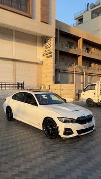 شونكم حبايب بيع فقط وبسعر حلو بي ام 330i 2022 Mبكج  2 ويل داخل قرميدي ...