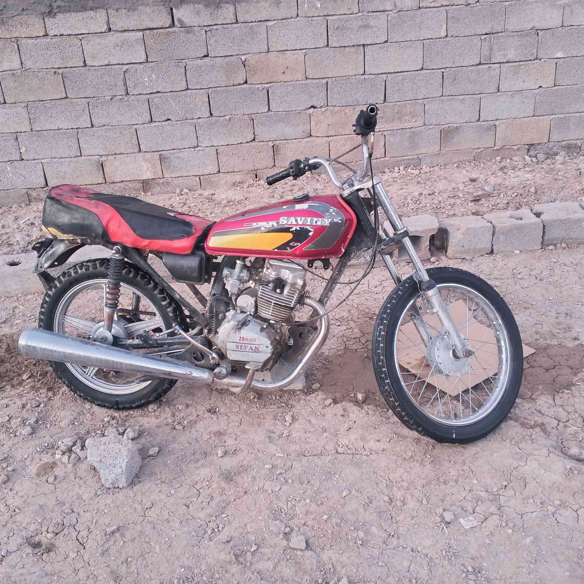 للبيع سافان 5كير الدراجه شلعه سعر 225قفل بدون اوراق 
***********
