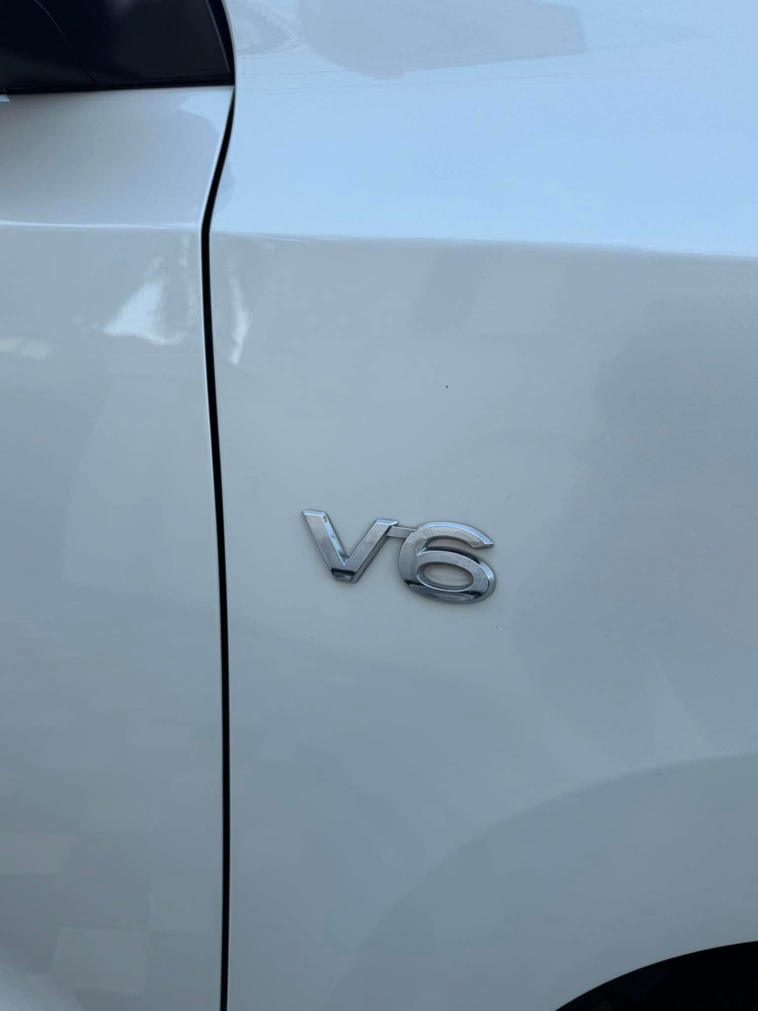 #البرادو_الجميل

للبيع برادو خليجي 2022 ساز فئة TXS فول مواصفات اربع كامرات محرك 6سلندر مواصفات لكزز السياره كفالة عامه والسونار مرفق بالمنشور السيارة رقم بغداد تحويل مباشر سياره كلش جديده وجاهزه المواصفات معروفه ماشيه 76 الف حقيقي 
العنوان بغداد الدورة
رقم الهاتف ***********

لمعرفه السعر سوي تعليق على سوق بغداد أون لاين ـــــــ Baghdad Market Online
