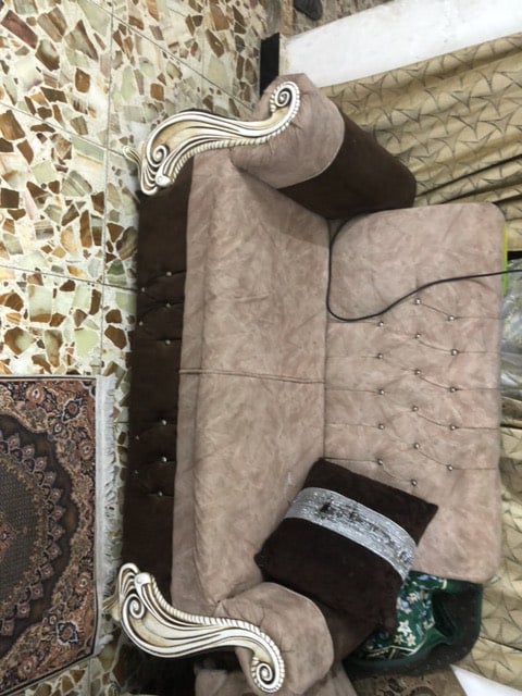 كنبة • مستعملة • بغداد