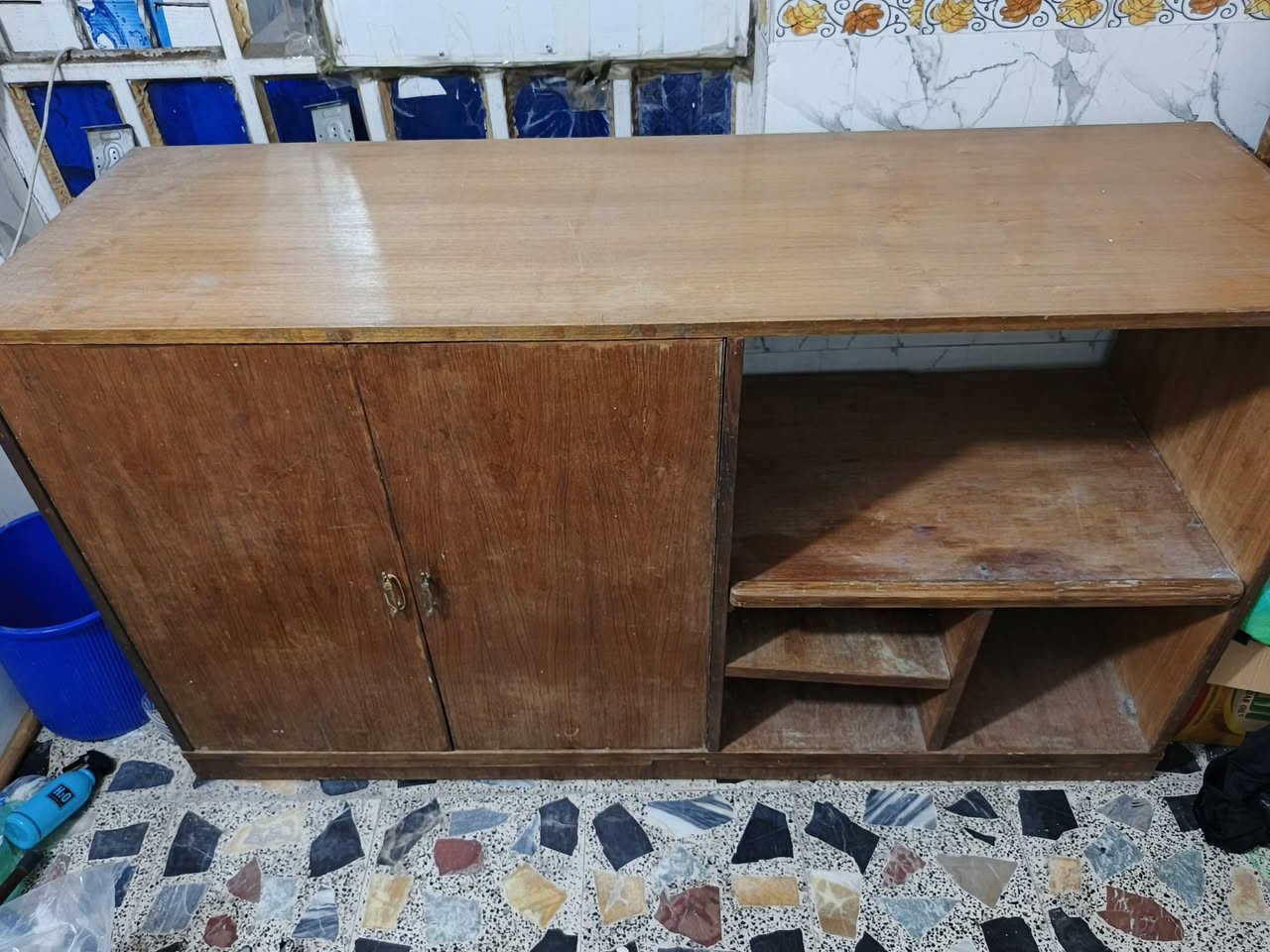 سلام عليكم بوفية وكنتور بابين للبيع نضافة حلوة يحتاج فقط تلميع يصيرن حلوات مكاني حي اور بغداد ***********
