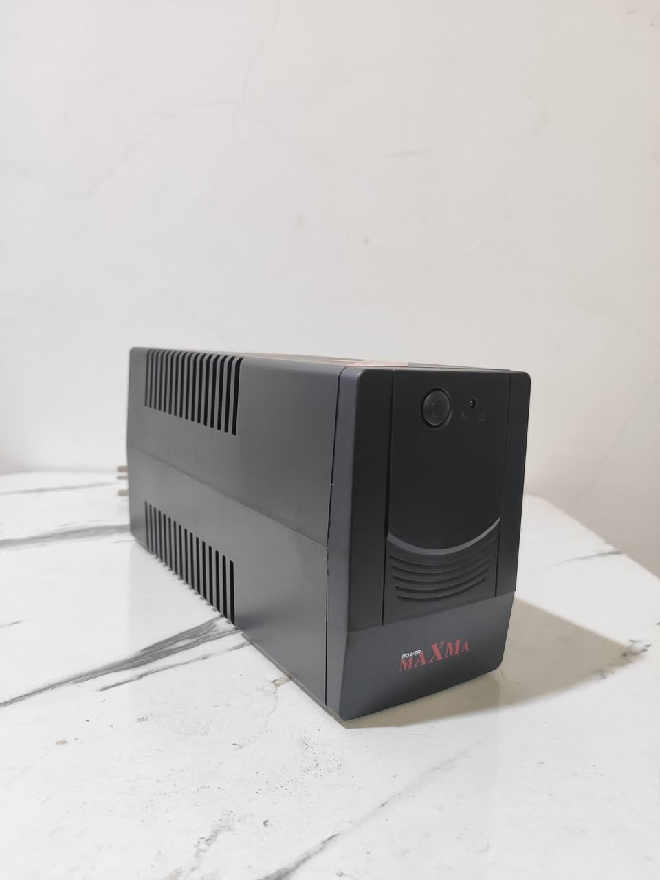السلام عليكم ups 850AV للبيع غير مستخدم فقط مفتوح السعر 40الف
للتواصل، ***********
