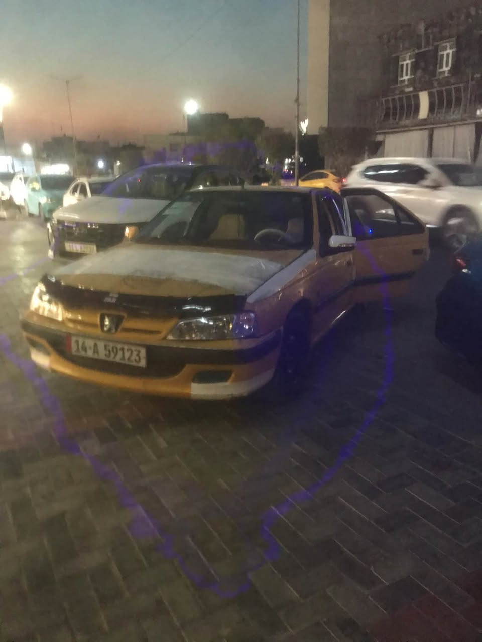 السلام عليك بيجو بارص للبيع موديل ٢٠١٥سنويه 29مصفره مكينه كايمه تبخر كير ما بي شي  ترهم مراوس بسوبر سيدان لاستفسار ***********
