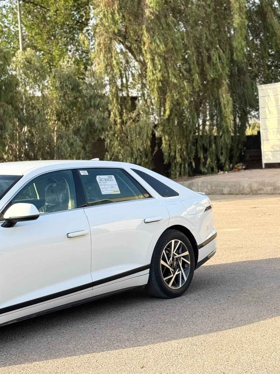 هونداي ازيرا موديل2024
غاز بلاد

تحدبد مسار

جنطه كهربائيه

كرسي ذكي 

وبعد مواصفات هواي 

ماشيه ٤١ الف 

سياره كلش

فول مواصفات باستثاء البانوراما 

((مكان السيارة النجف 

تم تنزيل السعر
سعرها حلو تجي تشوفها وبيك خير وتدلل ما اقصر وياك �ً

الي ما تعجبه اسال الله ان يرزقك بلي احسن منها 

السيارة بيها حادث جهة العبري 

رقم اتصال او واتساب ***********

