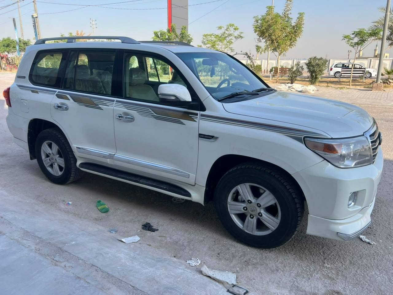 السلام عليكم
جكسارة 2008 كفالة عامة عدا رصعات حالوب 
فول مواصفات 
بأسمي تحويل مباشر 

مكان السيارة النجف الاشرف 

الاستفسار الاتصال على 
***********
***********

نص مكتوب في الصور:
- @a.a56a