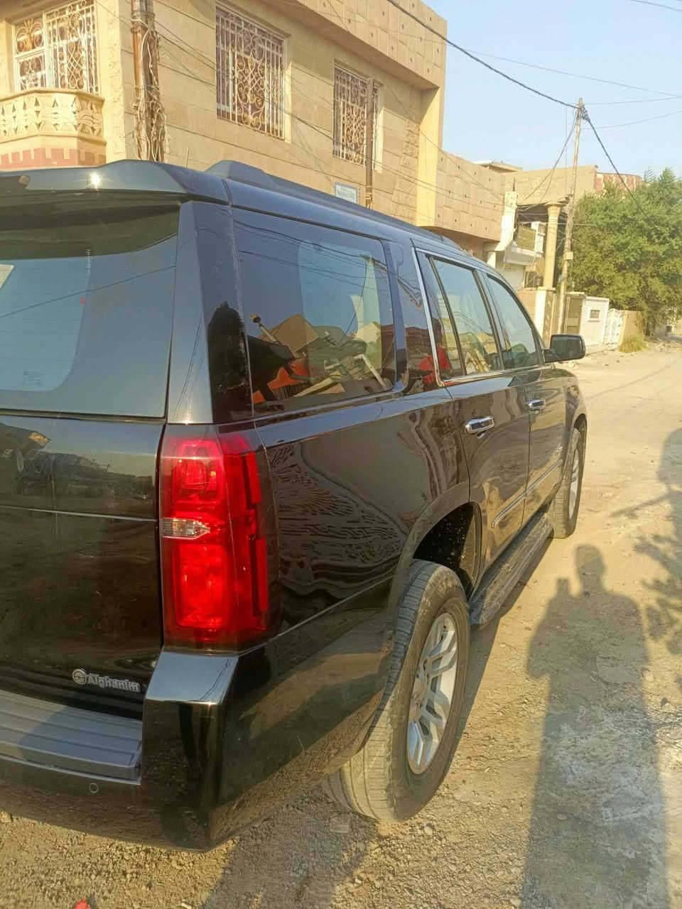 السلام عليكم
تاهو للبيع موديل 2020 فئة LT ماشيه 165 الف كيلو متر السيارة محرك 8V سلندر 5300  خليجي حادثها جاملغ وبنيد السيارة رزنه وعدله وشلعه بيها يعني فول  و احلى من الصورة رقم بغداد
السيارة كامله من كلشي تبريد ثلج ماتصرف عليها تايرات جديدات 
 الاستفسار
السعر 31 الف دولار 310$ ورقه  
الاتصال على هذا الرقم (***********)
موجود واتساب واتصال
