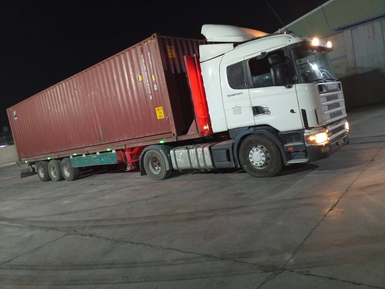 سلام عليكم سكانيه البيع محرك ابم ونوزل رقم دهوك منتهيه تبريد اسبلت جديد سياره جهازه راس وعربانه صاحبه***********
