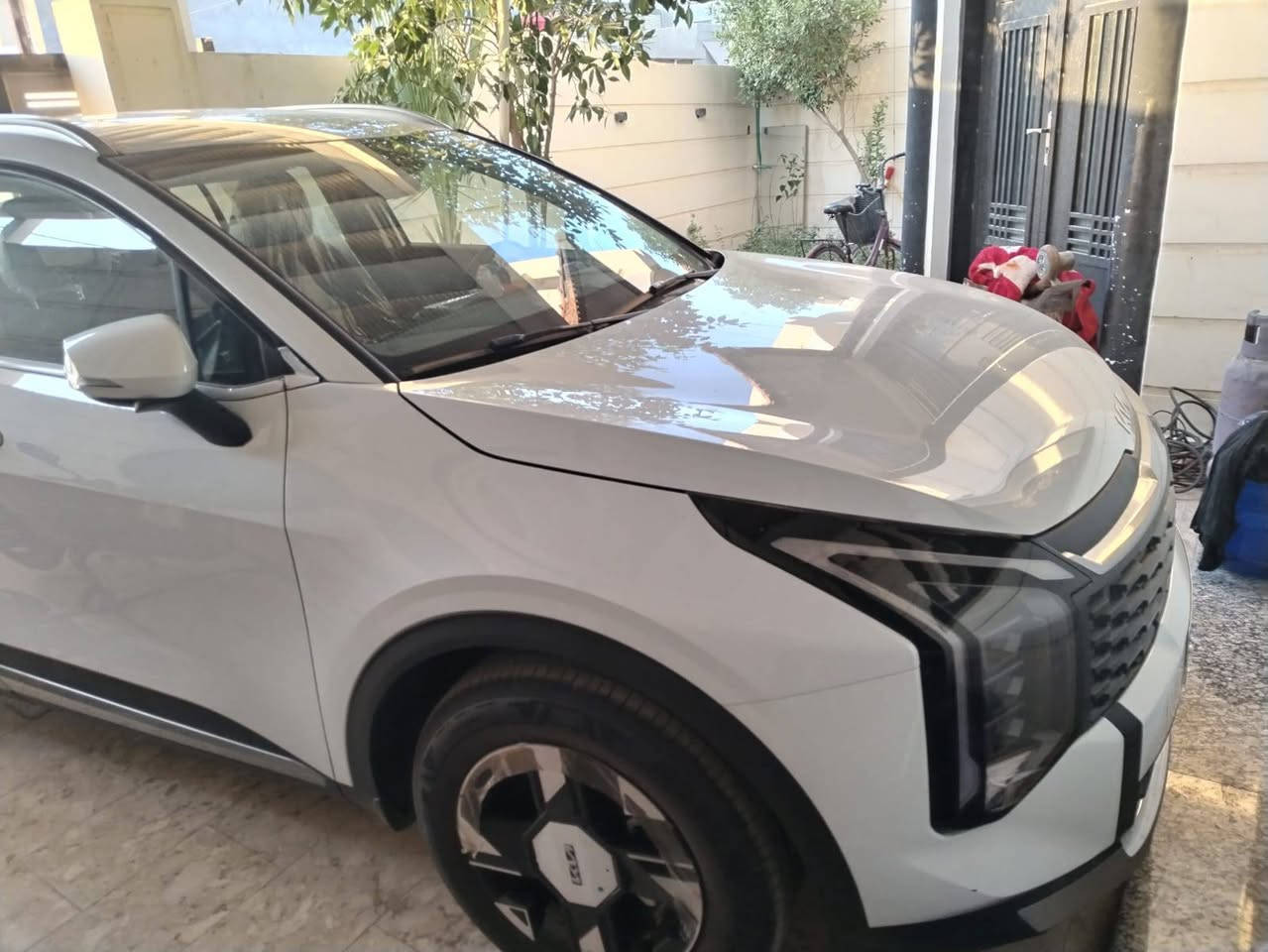 سبورتج 2026 ماشية 4600 km
السيارة أوتو هولد
كير عصا خمس سرعات
أربع وضعيات قيادة ! :
1-سبورت لون أحمر
2-إيكو لون أخضر
3-سمارت لون أصفر
4-نورمال لون أصفر
سيارة جديدة مكفولة كفالة عامة من كل شيء
(رقم أربيل الجديد)
السعر مناسب جداً 218 ورقة وبيها مجال
للأتصال: ***********
أو مراجعة نفس الصفحة على ماسنجر!!
