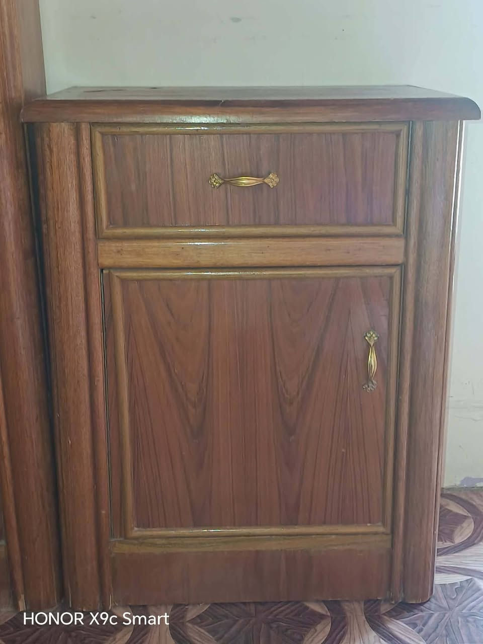 سلام وعليكم قرفة نجارة درجا والا البيع الاستفسار التصال ***********
