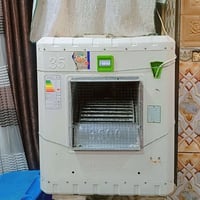 مبردة ايرانية • حجم وسط • مستخدمة ٤ أشهر