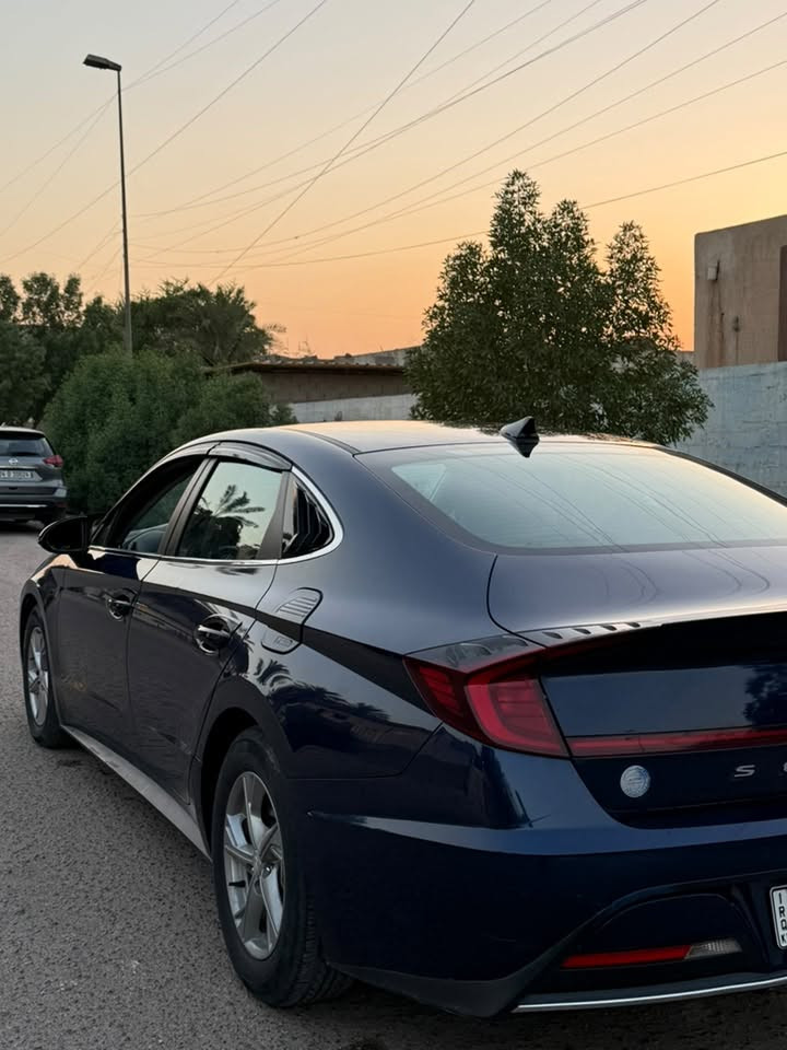 السلام عليكم سوناتا 21
رقم اربيل باسمي سنوية وهزة جديدة
مكينه ٢٥٠٠ تنفس طبيعي 

ماشية فقط ٤٤ الف ، قطعه وحده صبغ جاملع امامي بدون شاصي بدون لغود كفالة

مواصفات
 شاشه جبيره وابل كار بلي وايرلس بدون واير
تحديد مسار رادار امامي اوتو بريك ، مثبت سرعه ، تراكشن
٥ مودات قياسه ، اوتو هولد اوتو ستوب - وغيرهن

السياره جديدة  وداخلها وكالة ، ومكينه وكير مكفول وكامله مابيها اي نقص 
تبريدها ثلج وترايها حلو لان ماماشية

السعر 155 ورقة  ، 
مكان السياره بغداد  شارع فلسطين

‭***********‬ للاتصال 
***********

