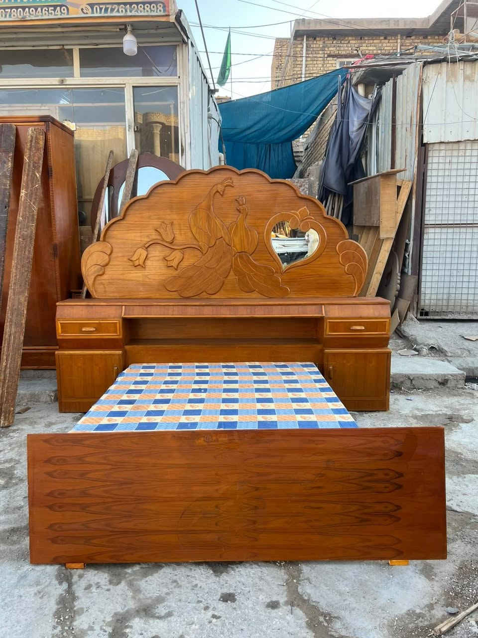 غرفه نوم ام السته مستعمله طابقين داخل وخارج صاج ضهر جرجوبه خمسه ملم نظافه ٩٠ بالميه عنوانه كوت حي الجهاد شارع النجارين نجارة ومعرض الحجامي الاتصال او مراسلة الصفحه سعره مع الشد والنقل علينه داخل الكوت ***********

نص مكتوب في الصور:
- *********** ***********