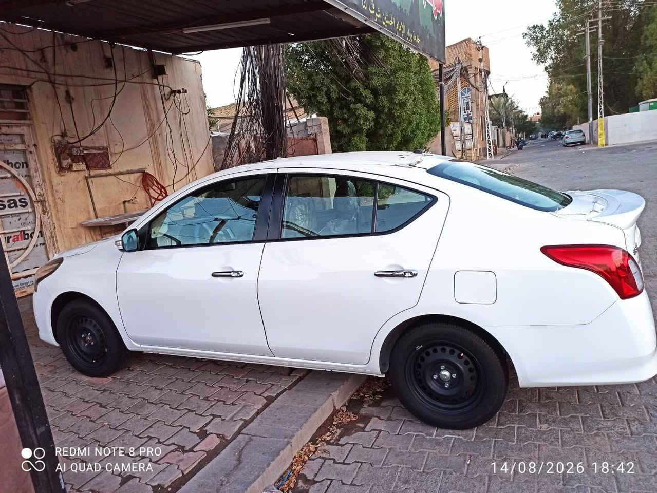 السلام عليكم سياره نيسان صني مديل ٢٥ ماشيه ١٨ الف أخت الزيو على وضع الشركة فقط تكحيله بصيطه كلش وكاله او مداور فقط بيع مكانى نجف حى ابو طالب السعر ١٢٠ مع المجال البصيط الهاتف ***********
