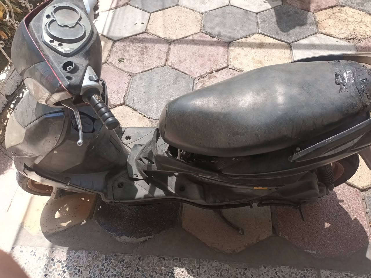 سلام عليكم دراجه سكنس فحل خطين دراجه طافيه وماعندي مجال اصلحهه رايدهه220بيهه مجال بصيط***********واتساب متوفر
