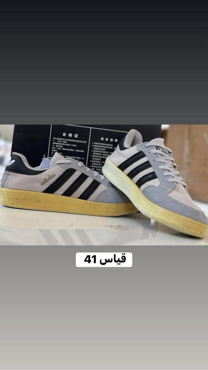 احذيه باله
سعر القطعه ١٠ الف فقط 
التوصيل لجميع محافظات العراق 5الف 
واتساب ***********

نص مكتوب في الصور:
- قياس 40
- قياس 42
- قیاس 41
- قياس 41
