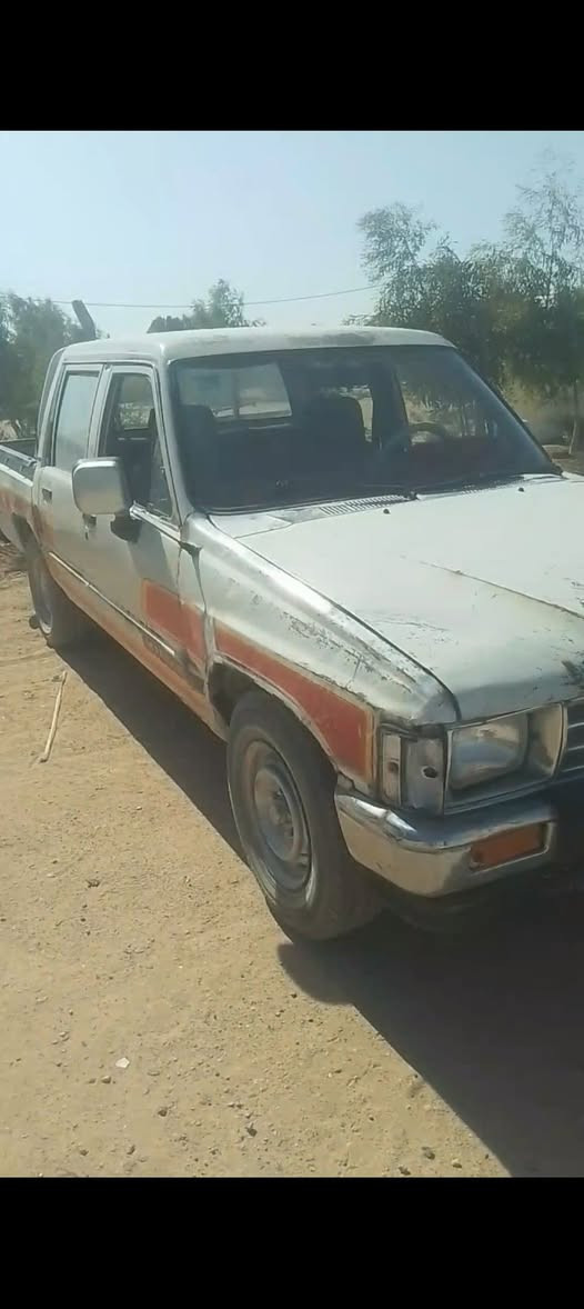 السلام عليكم تيوته للبيع موديل 88سنويه 2028 مكان نجف ***********
