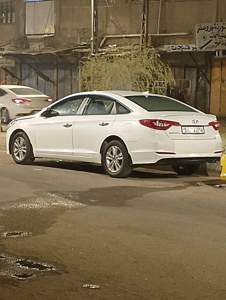 سوناتا للبيع ٢٠١٧ السيارة رقم بغداد تحويل بل الكزيزة السيارة مكينة تخربط حجي السيارة ابيعها فقل ب ٨٥ ما اطيح الف 
***********
