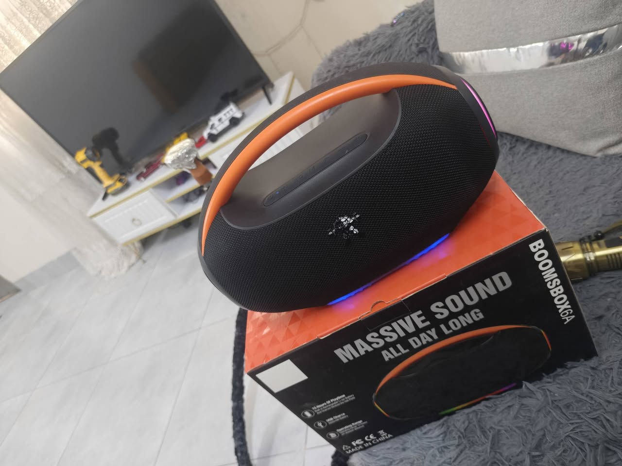 BOOMSBOX 6A • صوت ٧٠ واط • بطارية ١٥ ساعة