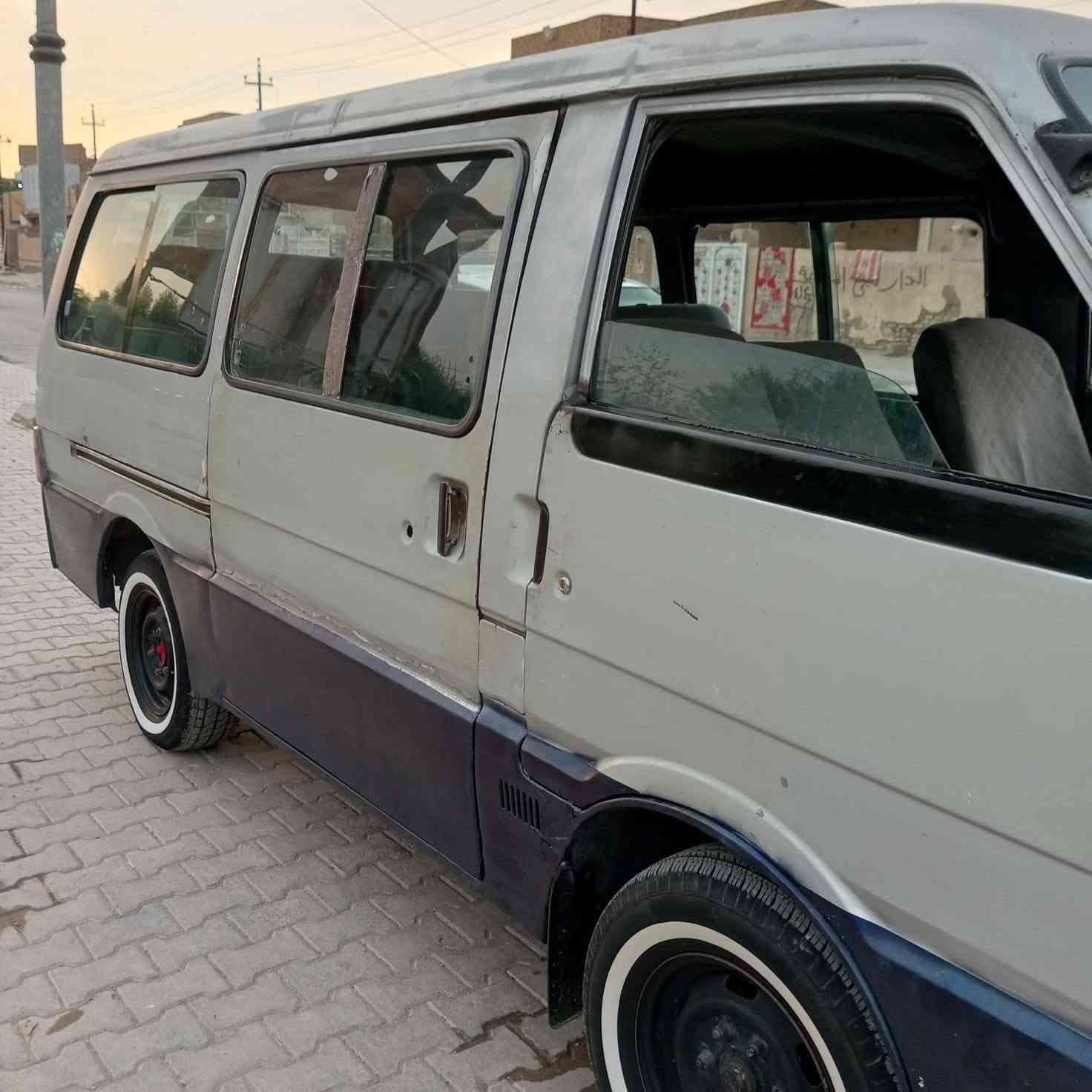 للبيع 93 موديل 
بسته نظيفه 
فقط اتصال مراسله على الخاص ماكو 
فقط الشراي يتصل 
صور جديده مو قديمه نفس الصوره طبق الاصل 
العنوان واسط مركز المدينه 
*********** ابو مهدي

