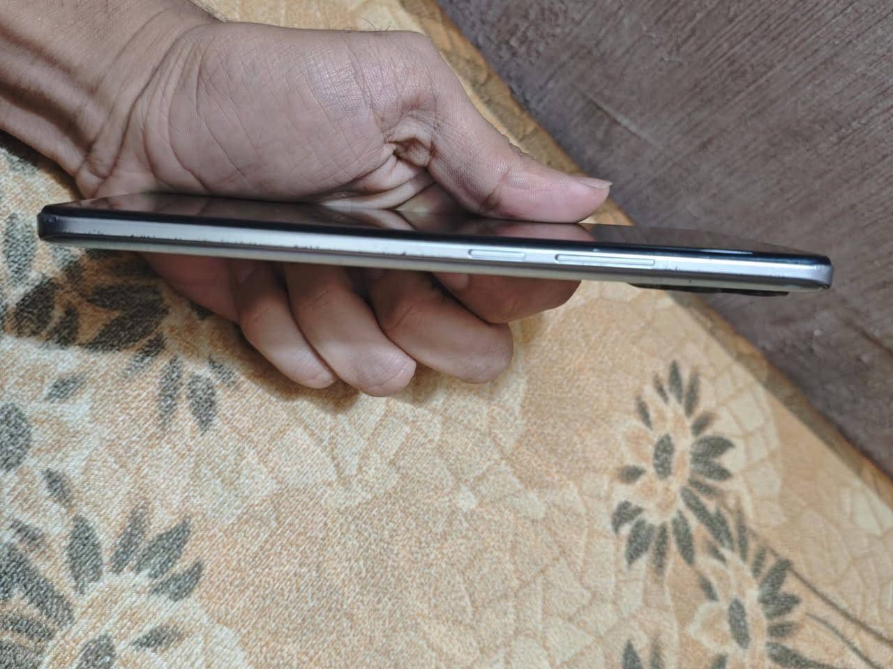 للبيع كامل ملحقات 
مكفول

واتساب *********** 

#مركز البصرة
