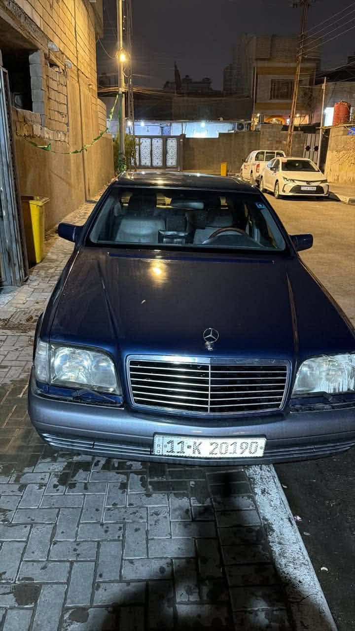 شبح 92 محدثه 98 مصبوغه عام السياره انضف من الصور مكينه جديده غرفتها نضيفه كلش تخم تاير حدايه جاهزه منضومة تبريدرايدها ب75 ورقه للاستفسار***********

