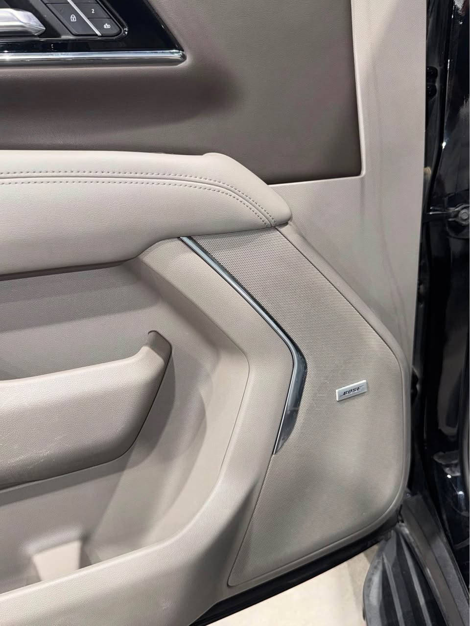 GMC Elevation
الفيشن GMC. موديل 25 معروفه مواصفات الفيشن مكفوله من صبغ بارد. تبديل. سيارة ماشيه 50 الف كيلو متر.  رقم بغداد. 
اتصل لمعرفه السعر. 
*********** بغداد, العراق
