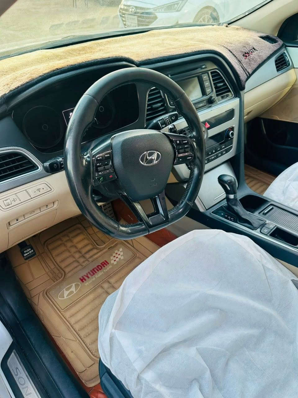 السلام عليكم سوناتا 2017
وارد كندي السيارة Vip فول مواصفات 
كير مكينه تبريد حدادية جاهزه للأخير 
السونار مرفق بالمنشور مكانها النجف الأشرف 
السعر 99 

‭***********‬
رقم اربيل
