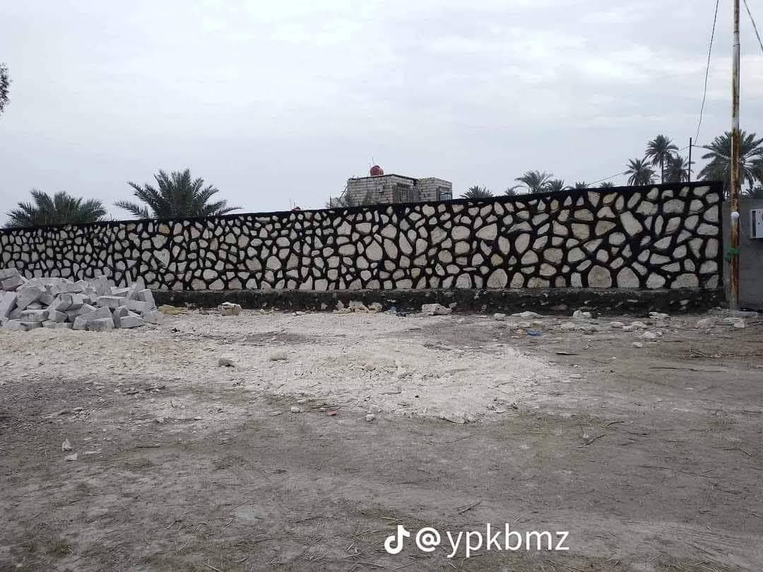 العمل كرسته وباسعار مناسبه لعمل الاتصال بنا على الرقم التالي ***********
