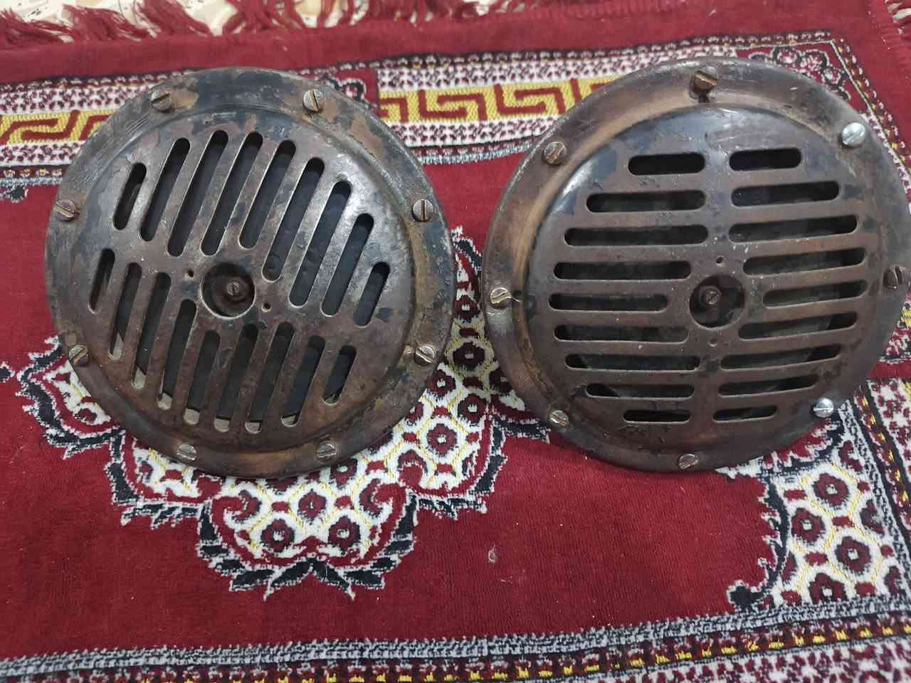 السلام عليكم هورنات للبيع ماعرف نوعهن بيهن تك واكف ماعرف عطله ابيعهن هيج الهورنات جانن متروكات سعرهن قيم واخذ مكاني بغداد مدينه الصدر رقمي ***********
