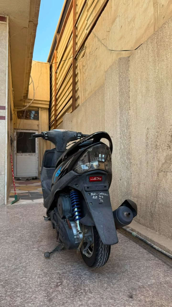 ماكس عدله للبيع
بلادي  ما مفتوحه  ولا لايح برغي من المكينه افحص وين ميعجيبك ويلات اصليه موجوده وهذن هديه وياهه العنوان حله مركز الرقم(***********)
