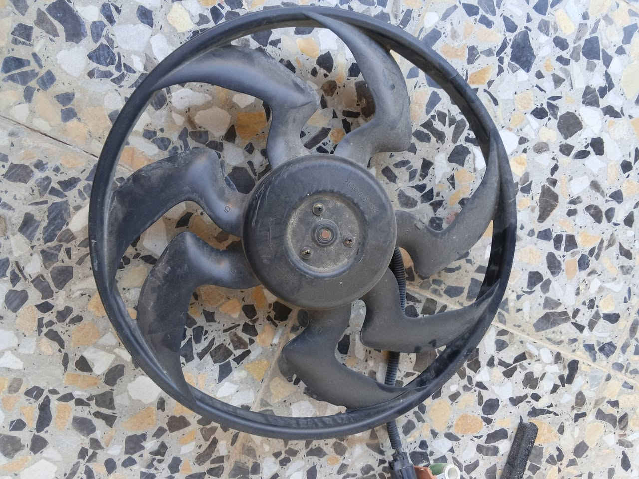 K4 للبيع بغداد ***********
