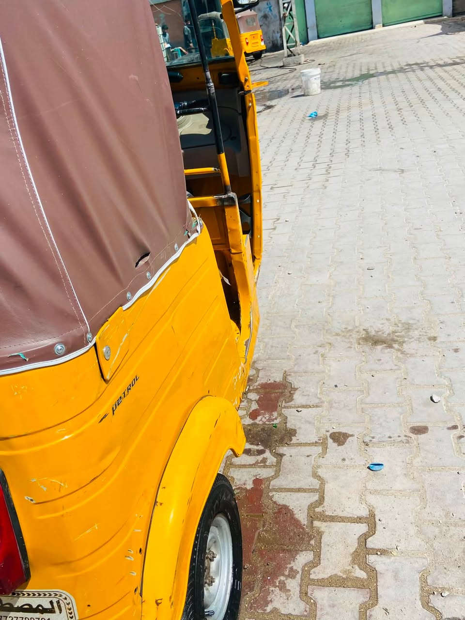 بغداد مدينه الصدر تك تك موديل 20 للبيع سنويه وراقام باسمي سعره ٦٤٠٠ وبيه مجال وهذا رقمي***********
