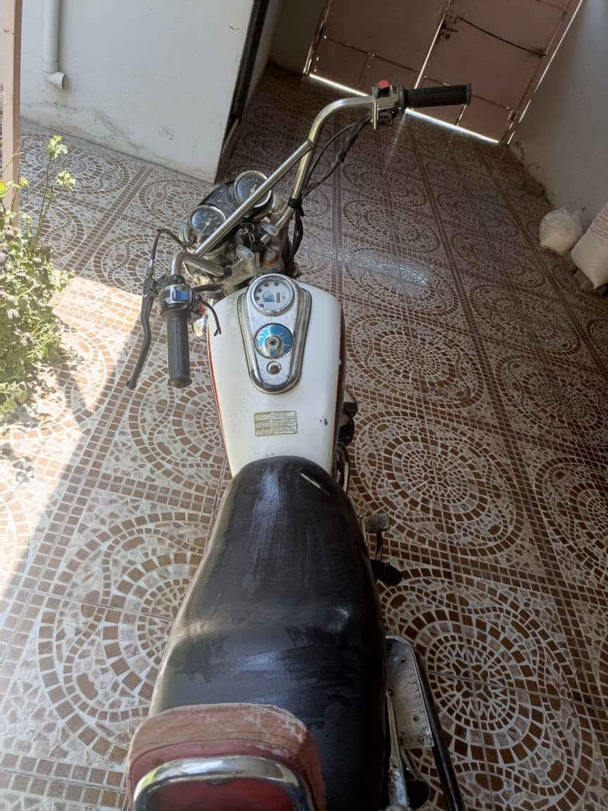 دراجه جني نضيف سعرا ٣٠٠بيها مجال
***********
