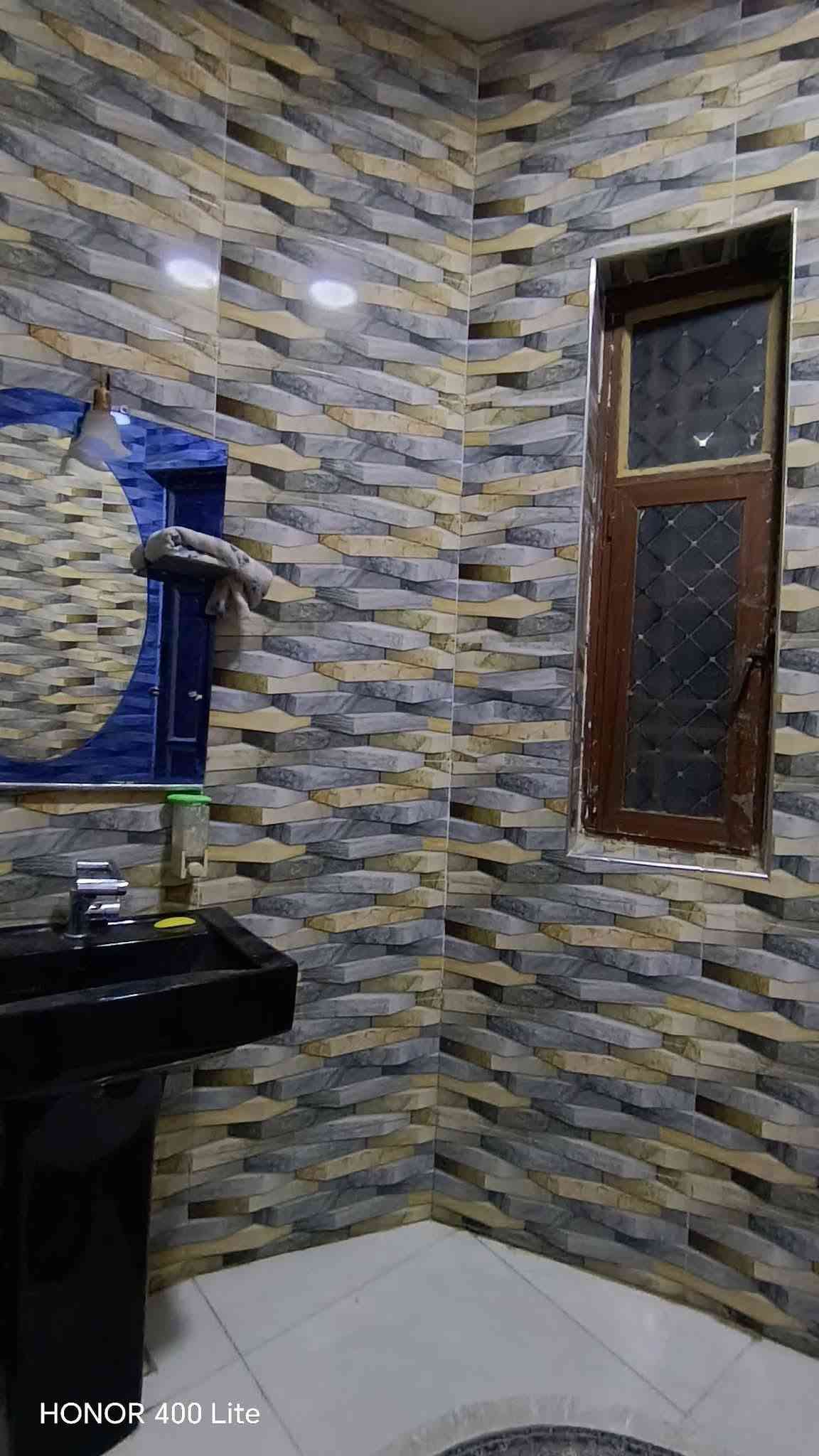 السلام عليكم ورحمة الله وبركاته يوجد الدينا
بيت للبيع زراعي سند 25 مرقم بالبيديه وجاهز بي معاملة تطويب الموقع قضاء الدغاره حي الشهداء قرب مدرسة الدغارة الابتدائية للبنين خلف دكتور حسن
المساحة 240متر  يحتوى
على غرفتين نوم وصالة  واستقبال مطبخ وصحيات خارجية وصحيات داخلية حديقه كراج الأساس كونكريت مسلح السقف عكاده طابص واحد 

ألاتصال عله الرقم ***********
