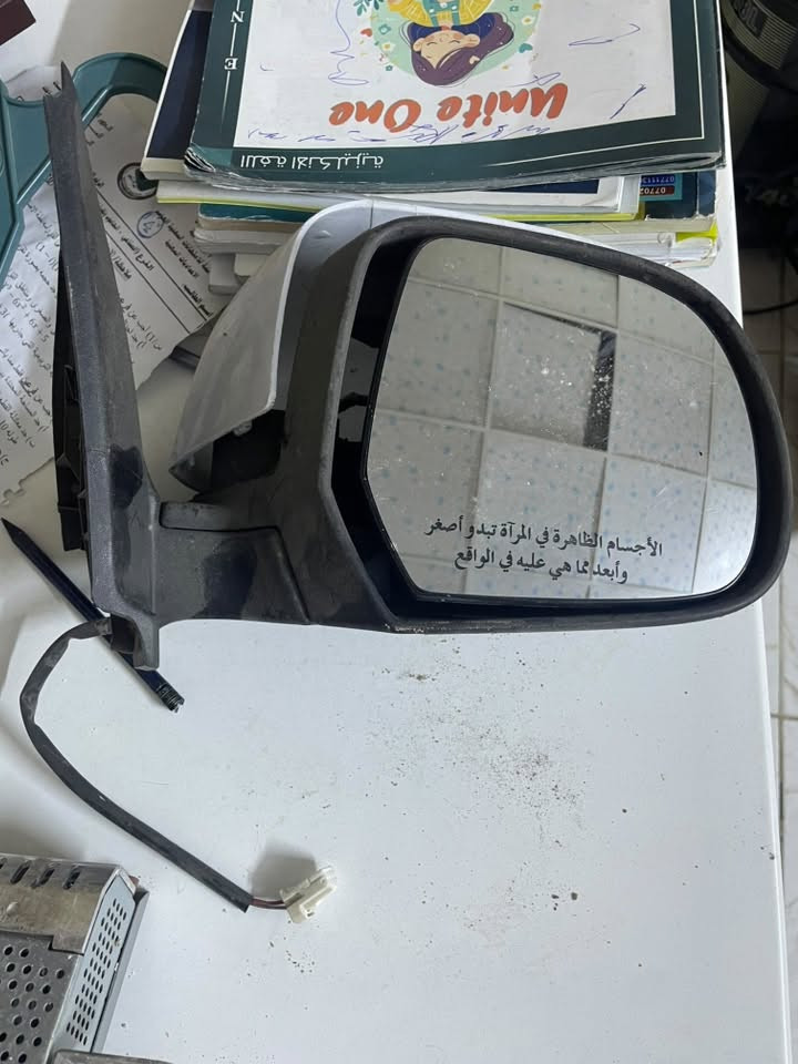 المسجل والإطار ب٤٠والمرايه شغاله مابيها شي بلاديه ٤٠
***********
