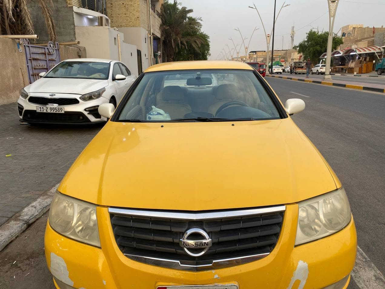 صني • ٢٠١٢ • باب السائق طخه