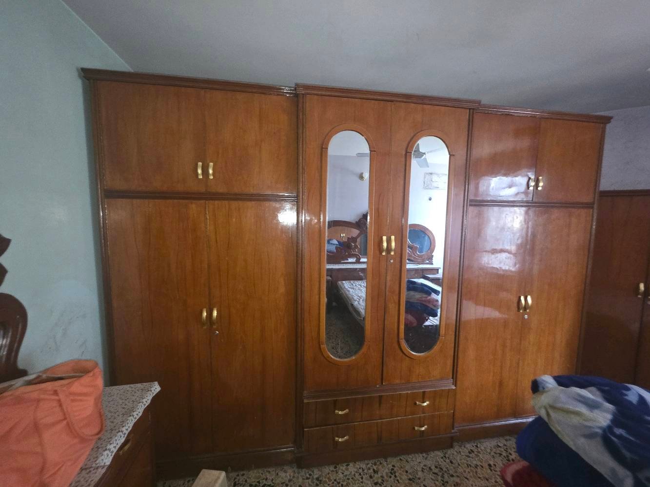 غرفة نوم للبيع شغل عراقي درجة اولا
نضيفة حيل سعر مناسب مناسب
المكان الحرية الدولعي
***********
