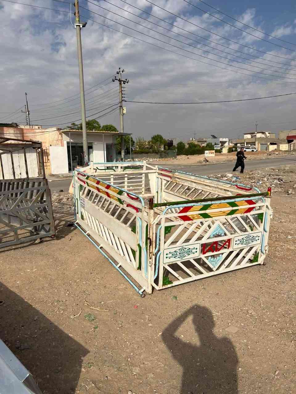 چەمچەی کیا بۆ 2700 و 3000 دەبێ
سعر 375 دۆلار

دەست کردی ئازاد حدادە 

شکاو خایسی نیە  

شوێن هەوڵێر 

***********

