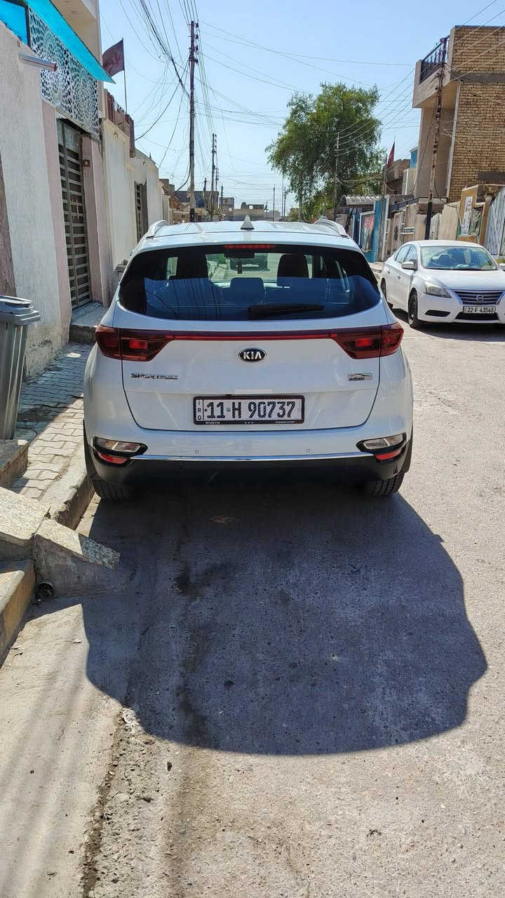 السلام عليكم كيا سبورتج للبيع
وارد خليجي موديل 2020مواصفات السياره  عاديه مري شفط شاشه  حساسات كامره  السياره ماشيه 57قابله للزياده بيها بارد بسيط بجنطه ورصعه جاملغ السايق ع وضعها بعدهي موضحه بالصوره السونار موجوده السياره خير من الله المكان بغداد حسينيه الراشدية السعر 187وبيها مجال السياره بسمي تحويل ثاني يوم ***********
