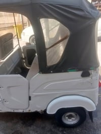 تكتك للبيع موديل 21يرادله تجفيت وترتيب 6500مكاني الخطيب الزراعي  07847...