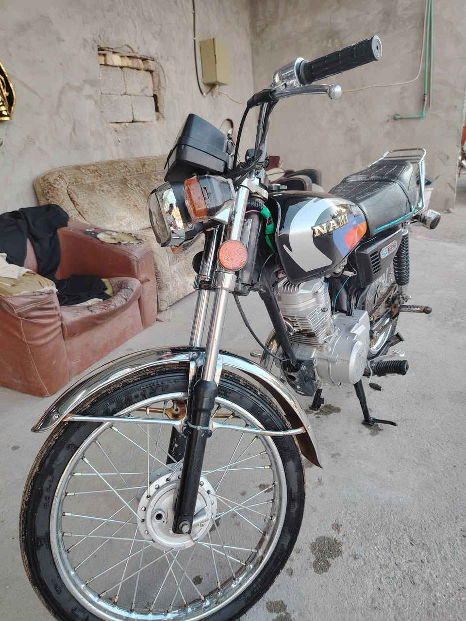 سلام عليكم دراجه للبيع نامه مديل 23 اوراق سكنر دراجه نضيفه وكامله ضعيف مكاني طويريج فيادة سعر 500 وبيه مجال ***********
